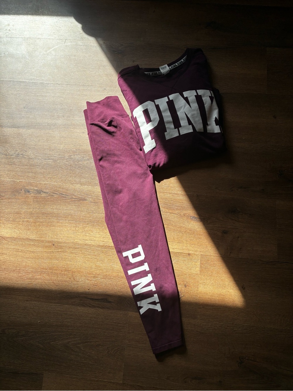 PINK Victoria's Secret Plum Crewneck sweatshirt & leggings with White Logo - Picture 2 of 11